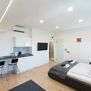 Appartamento Of Madách, Budapest